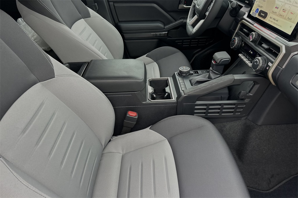 Vehicle image 12 of 22