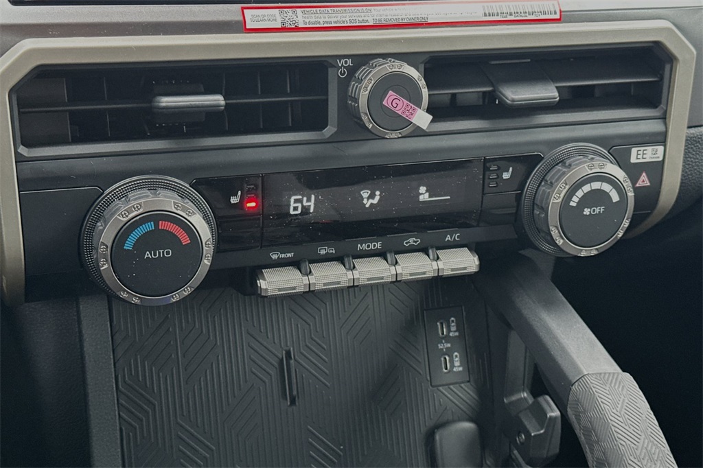 Vehicle image 16 of 22