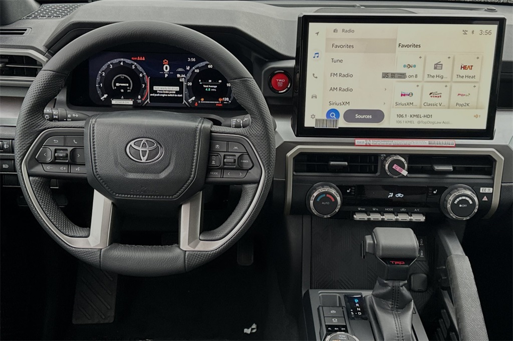Vehicle image 11 of 22