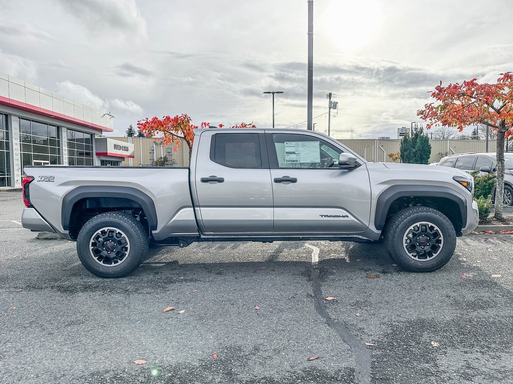 Vehicle image 4 of 22