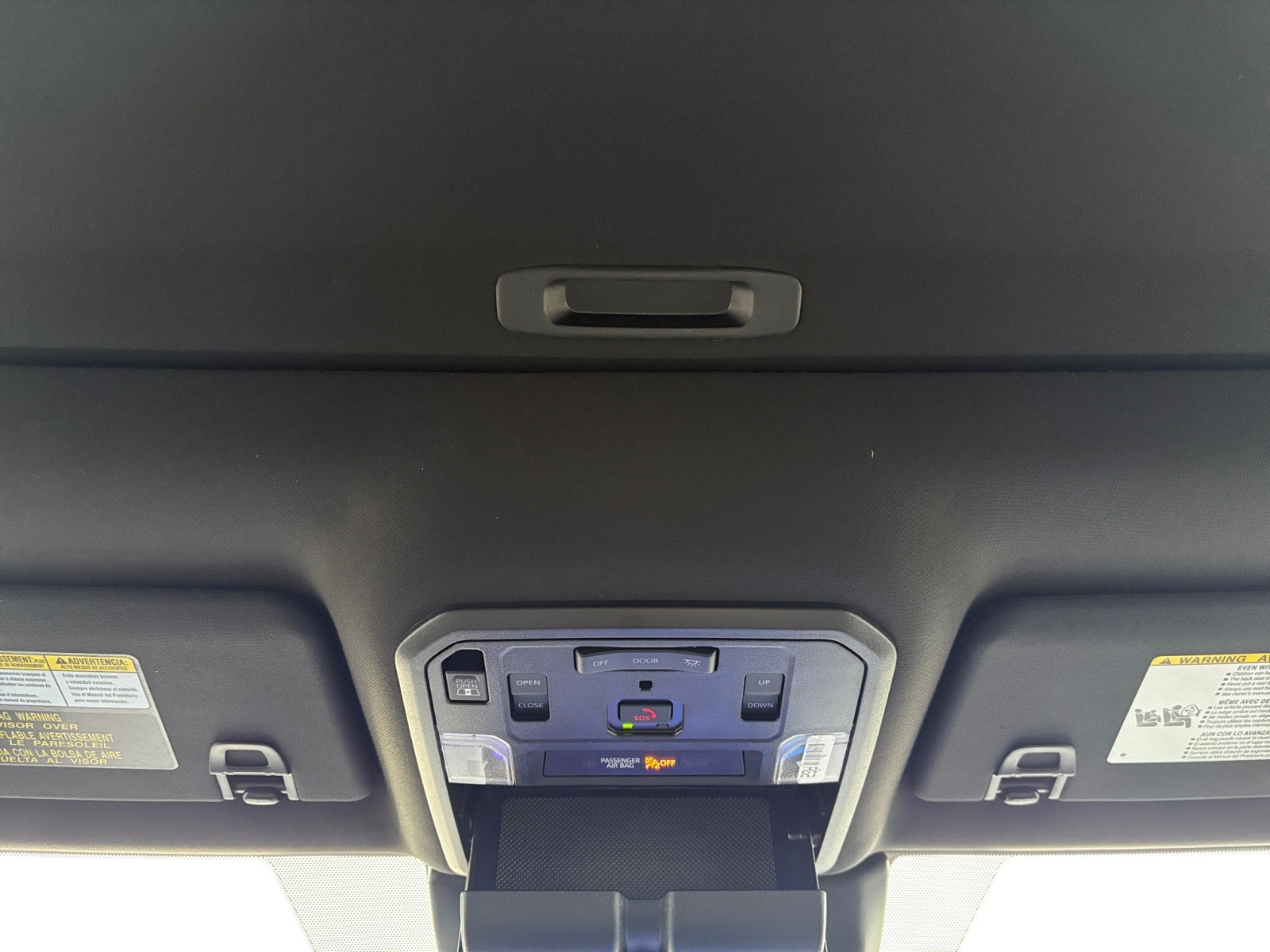 Vehicle image 16 of 25