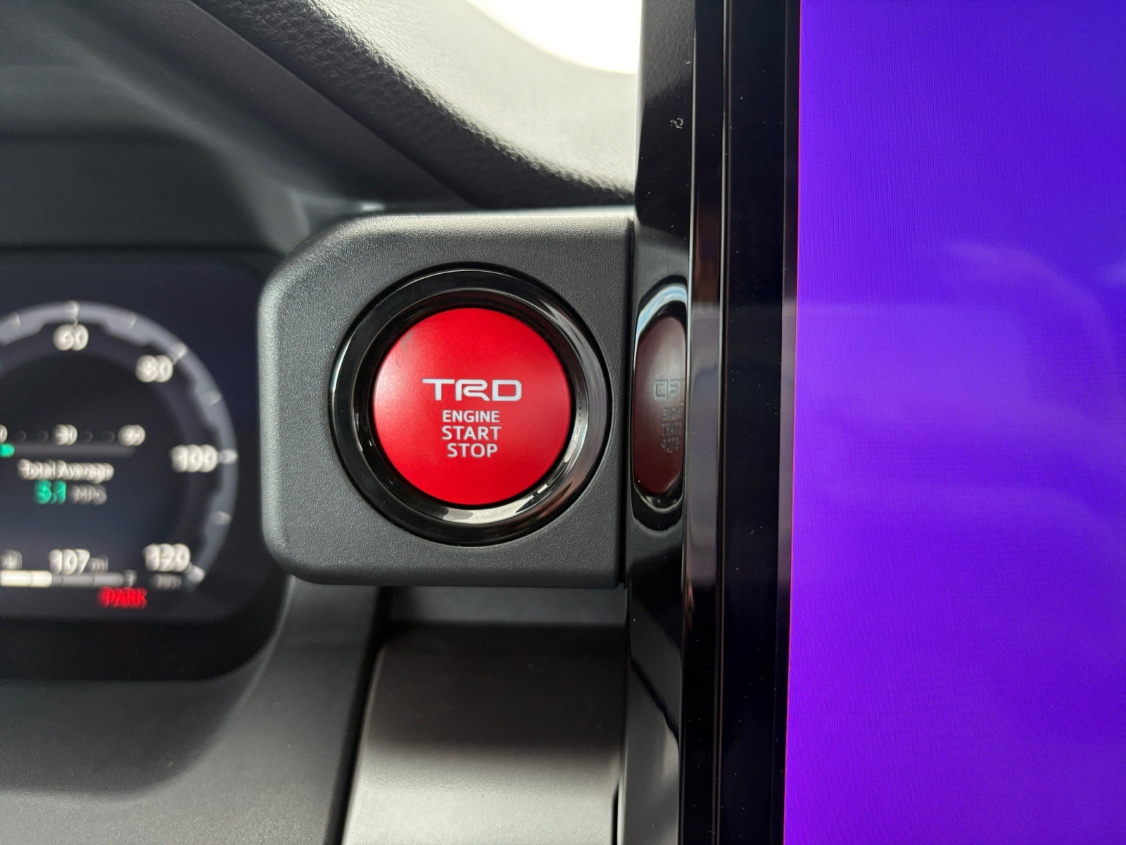 Vehicle image 20 of 25