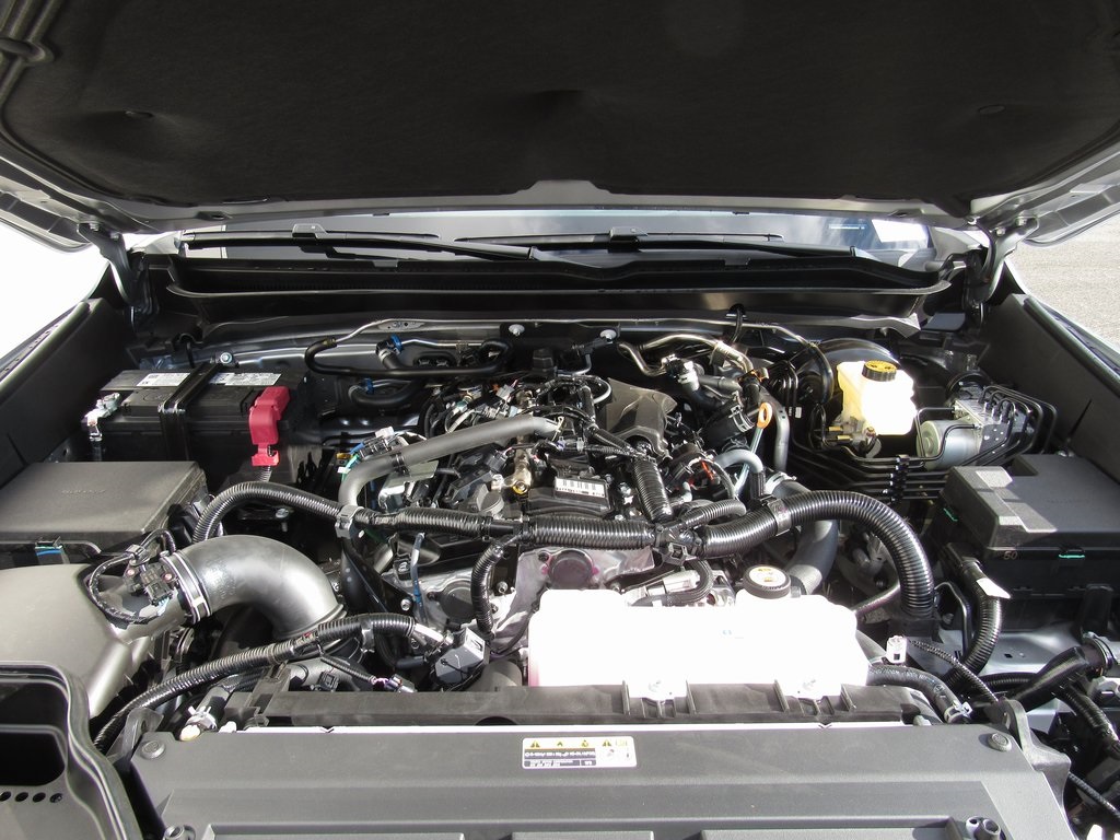 Vehicle image 12 of 40
