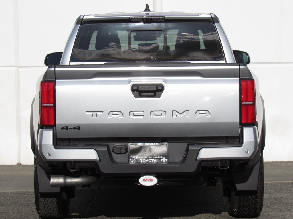 Vehicle image 7 of 40