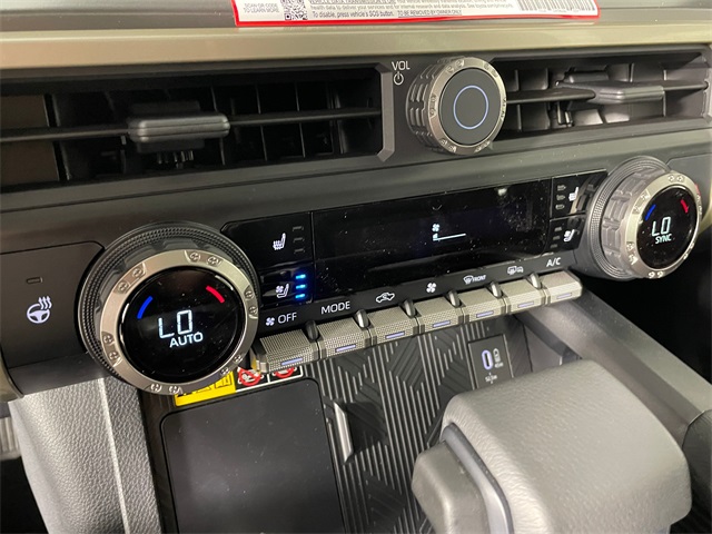 Vehicle image 12 of 27