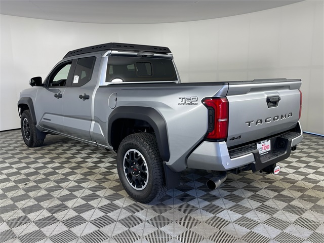 Vehicle image 6 of 27