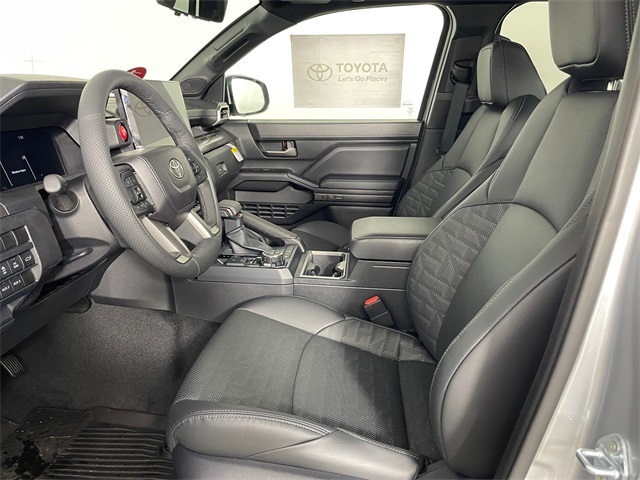Vehicle image 7 of 27
