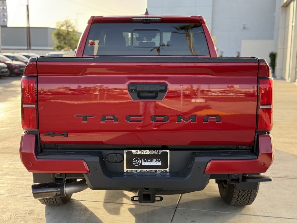 Vehicle image 7 of 25