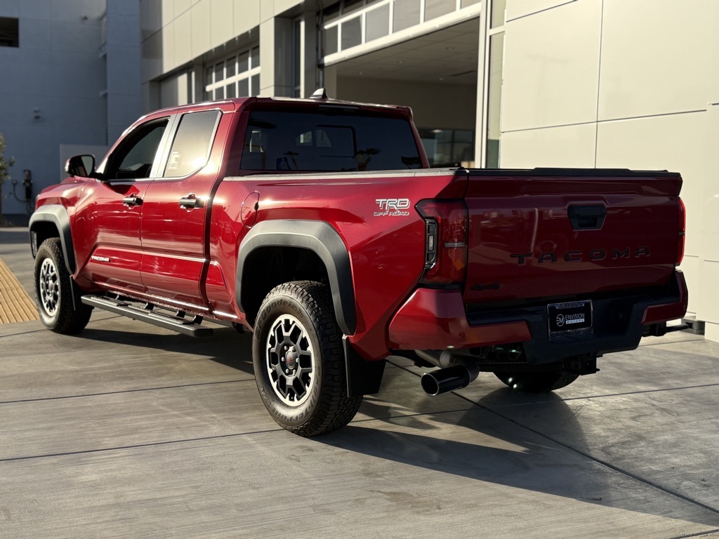 Vehicle image 8 of 25