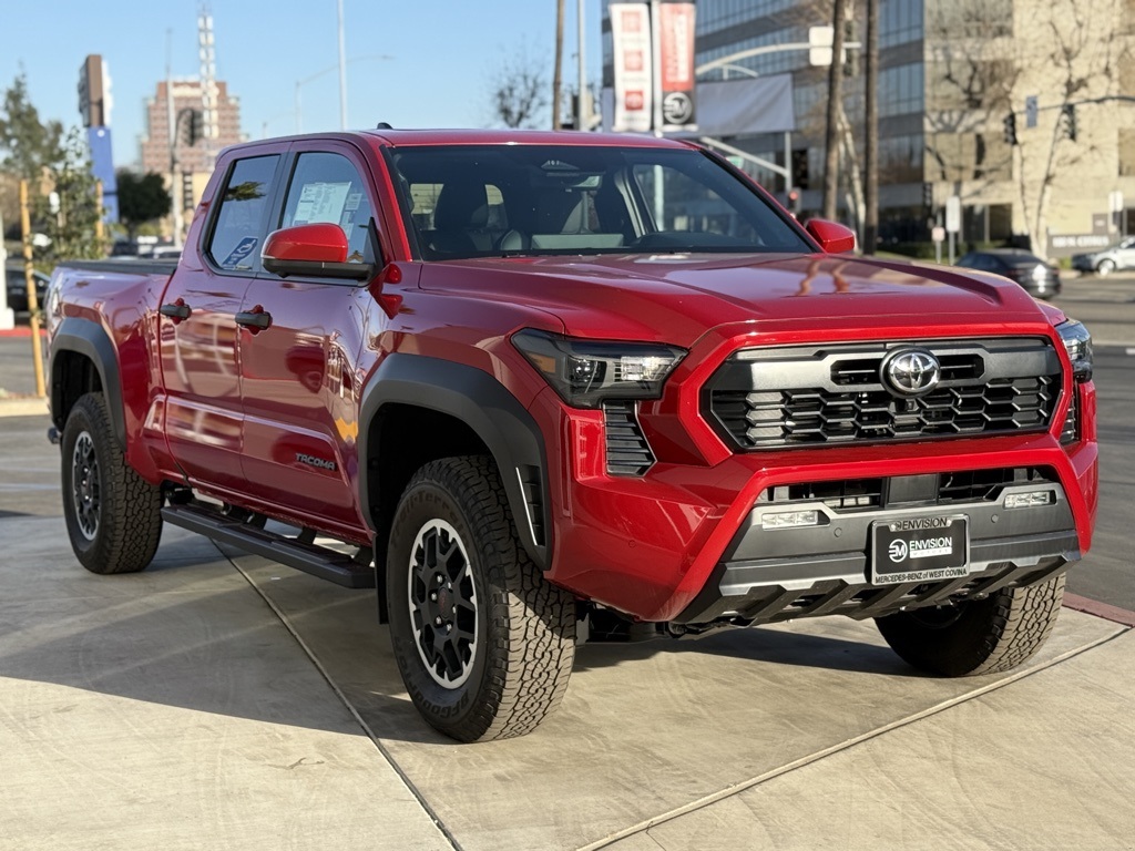 Vehicle image 4 of 25