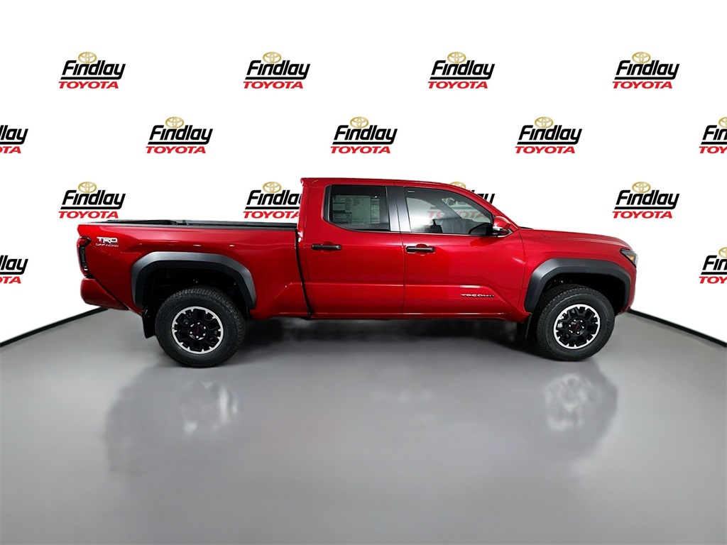 Vehicle image 4 of 32