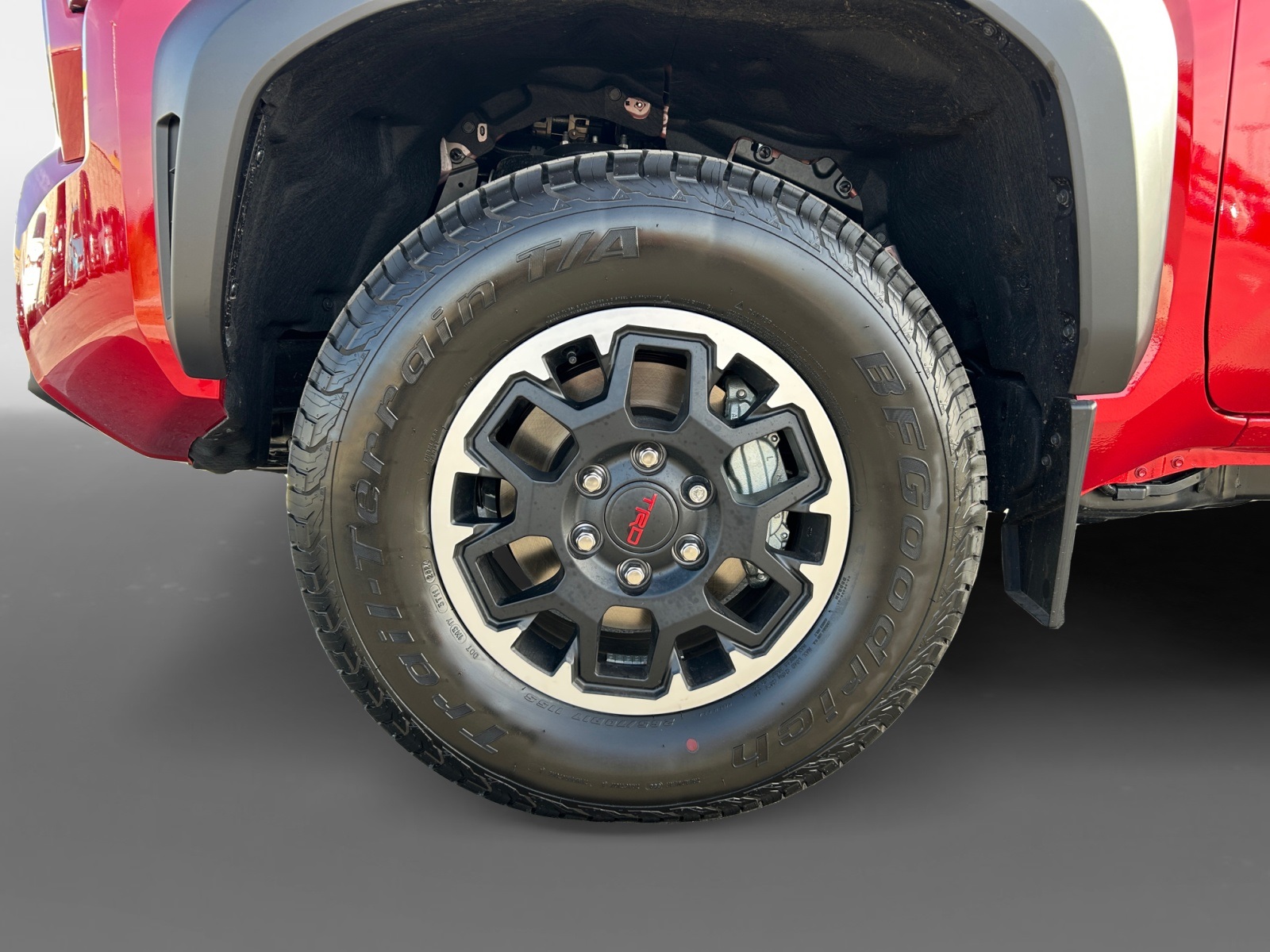 Vehicle image 14 of 25