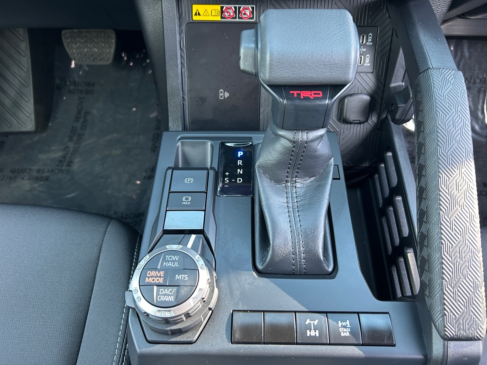 Vehicle image 11 of 25
