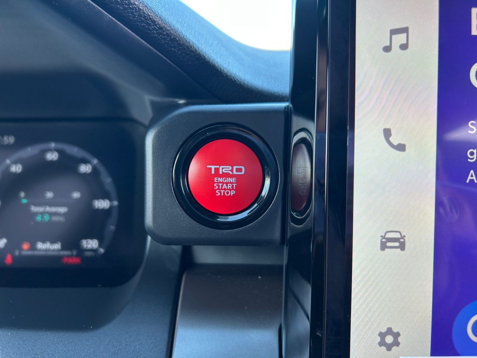 Vehicle image 20 of 25