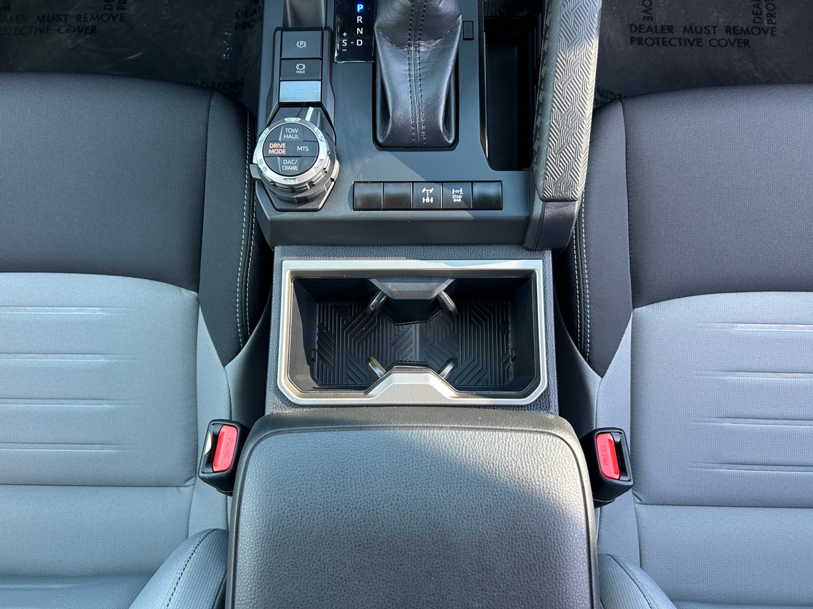 Vehicle image 19 of 25