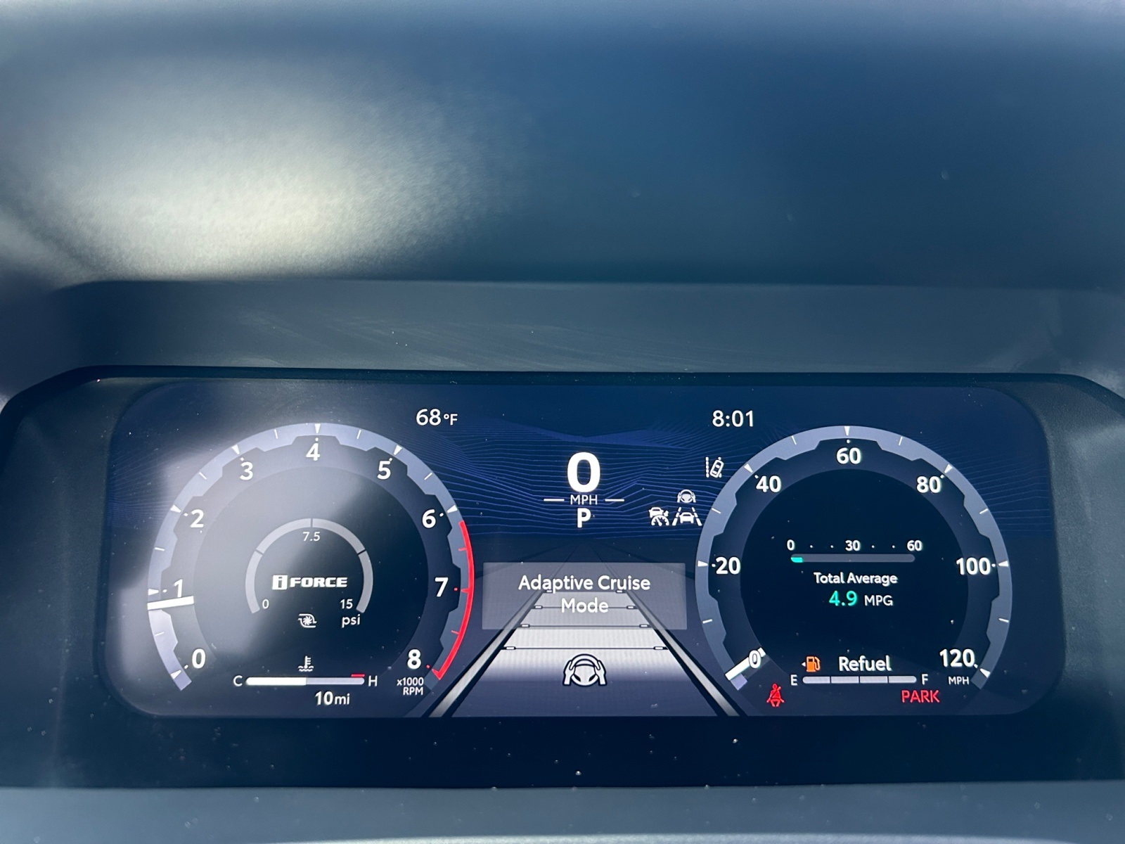 Vehicle image 23 of 25