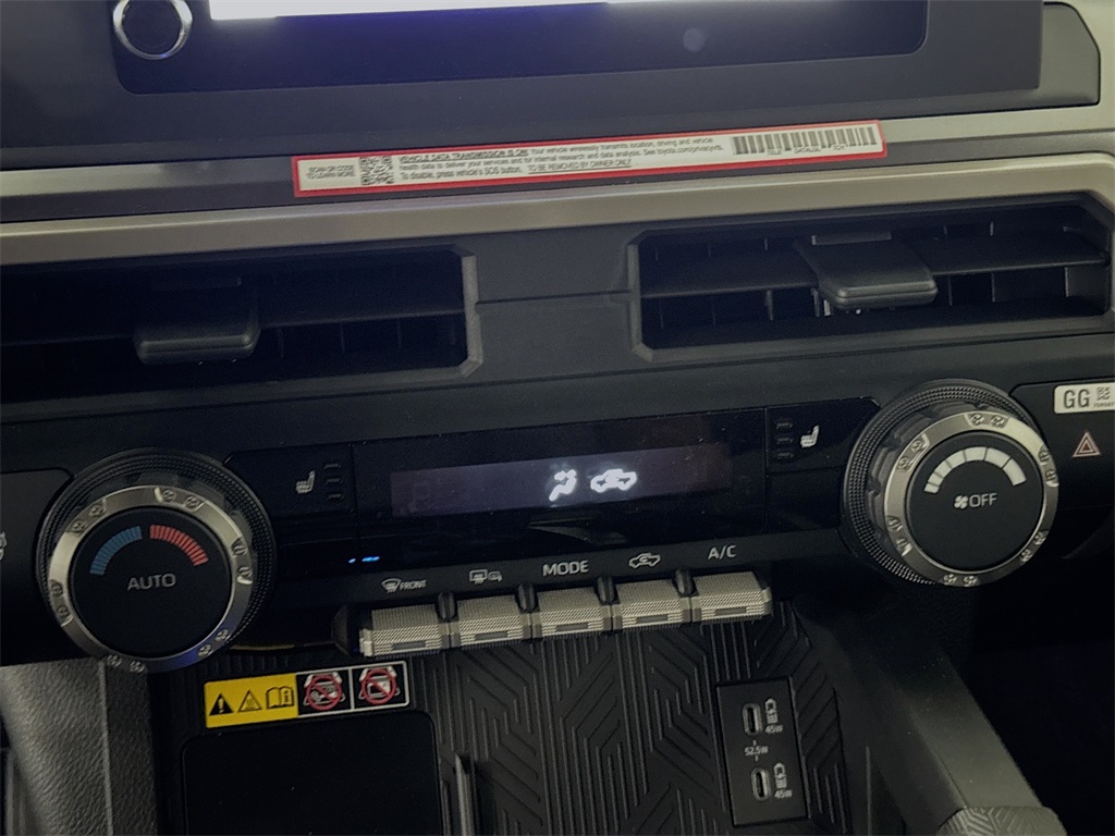Vehicle image 15 of 30