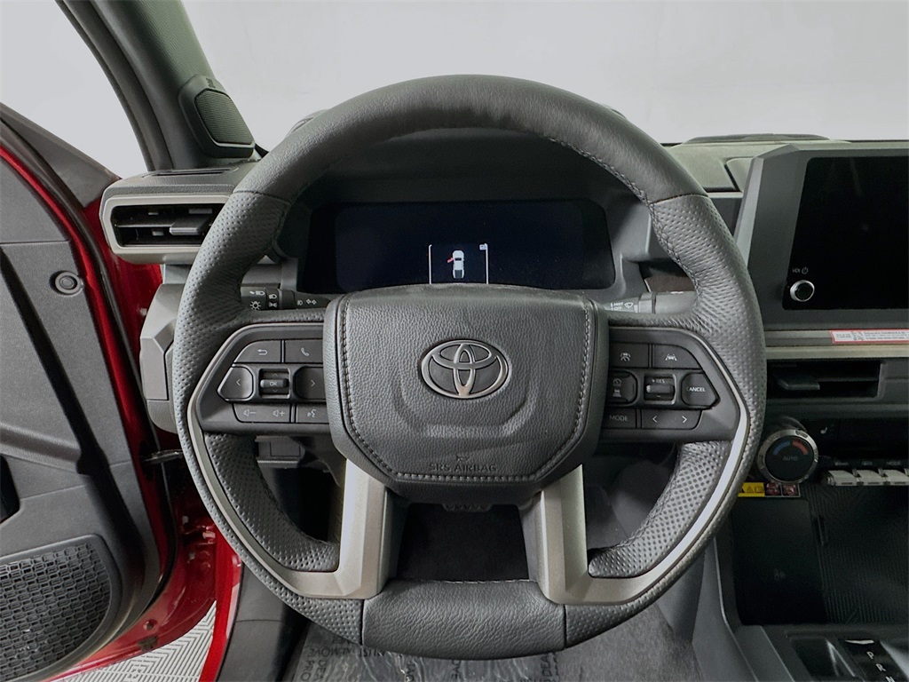 Vehicle image 11 of 30