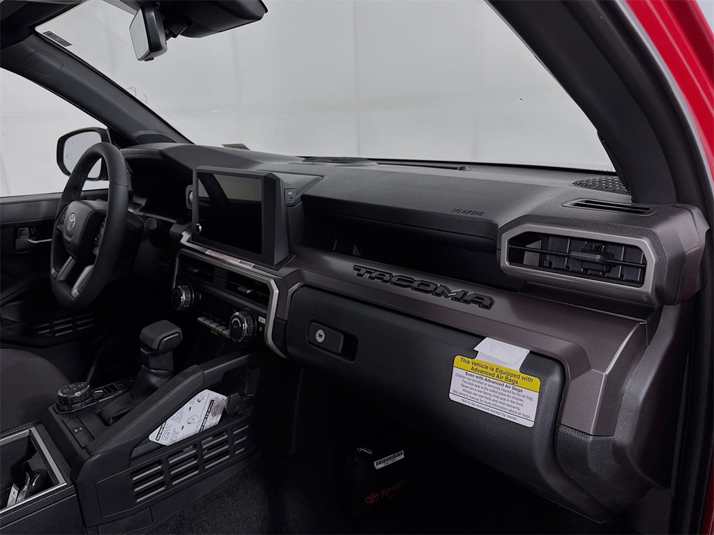 Vehicle image 27 of 30