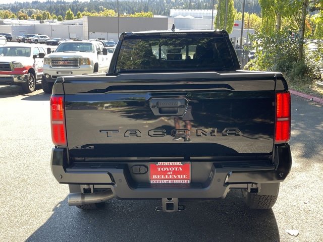 Vehicle image 5 of 25