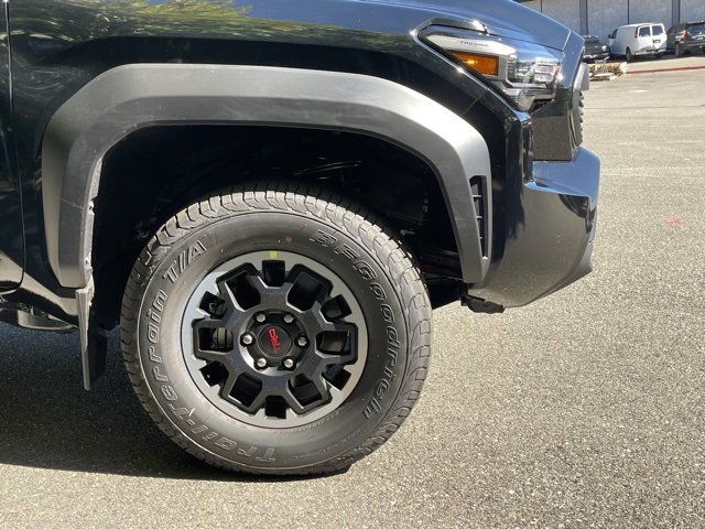 Vehicle image 6 of 25
