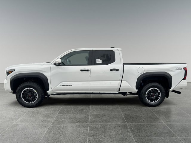 Vehicle image 8 of 37