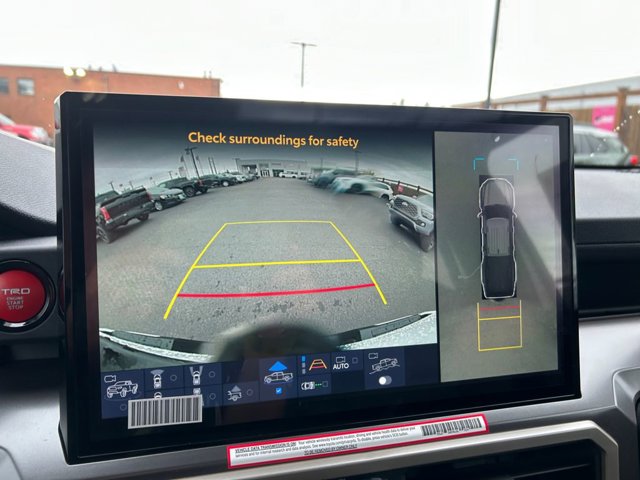 Vehicle image 19 of 37