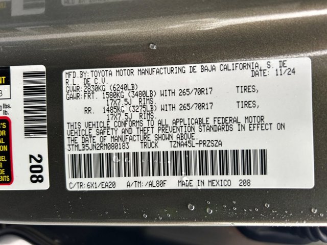 Vehicle image 34 of 37