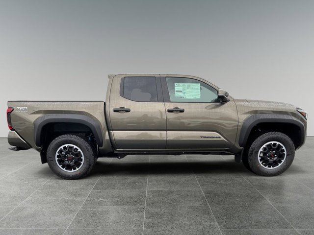 Vehicle image 4 of 37