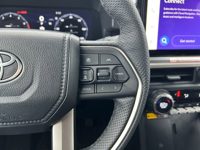 Vehicle image 18 of 37