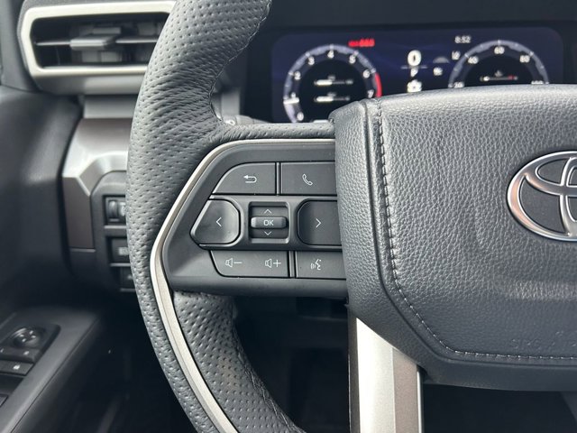 Vehicle image 17 of 37