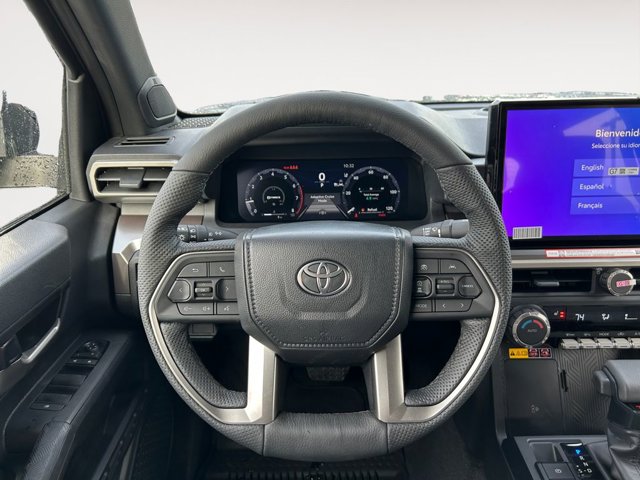 Vehicle image 14 of 37