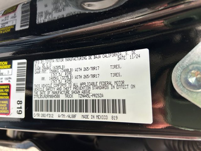 Vehicle image 34 of 37
