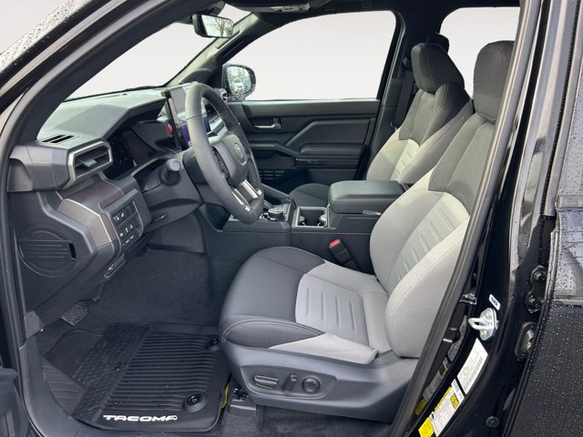 Vehicle image 15 of 37