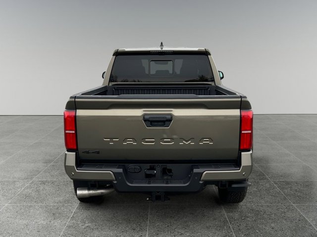 Vehicle image 7 of 38