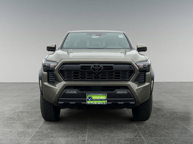 Vehicle image 2 of 38