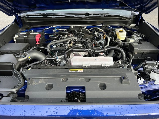 Vehicle image 29 of 37