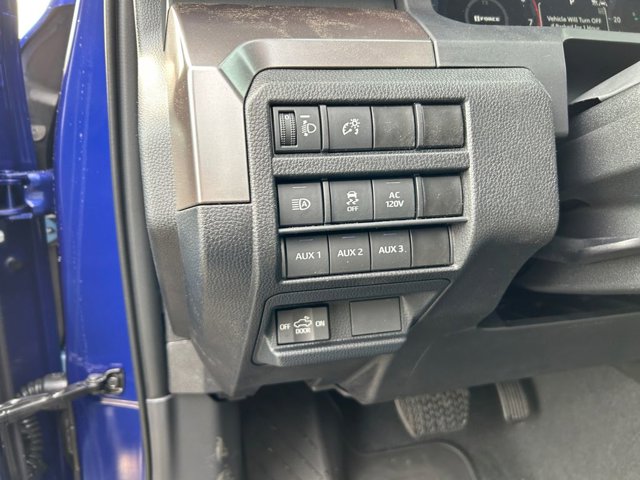 Vehicle image 21 of 37