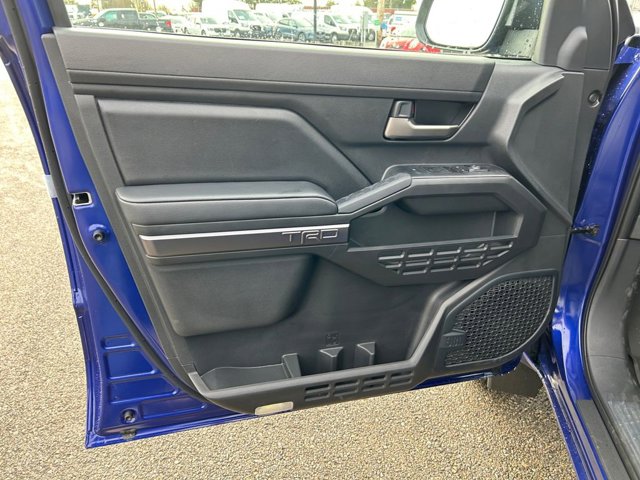 Vehicle image 22 of 37