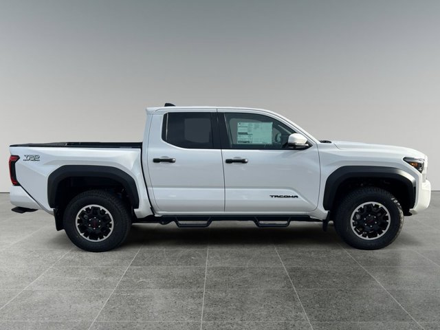 Vehicle image 4 of 37