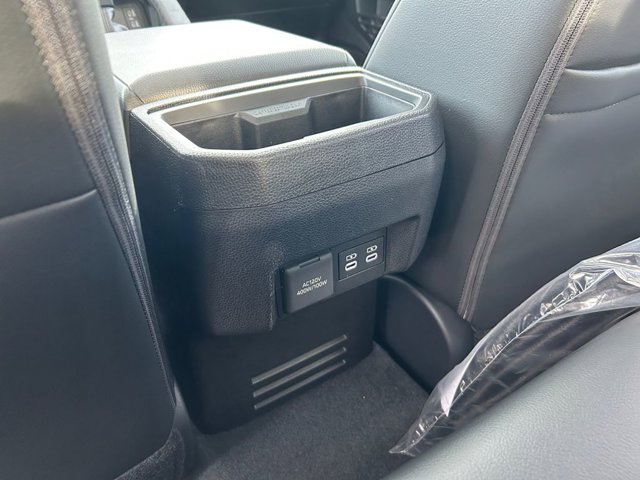 Vehicle image 36 of 37