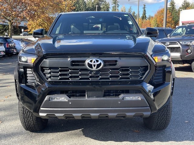 Vehicle image 8 of 32