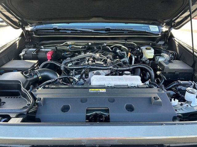 Vehicle image 29 of 37