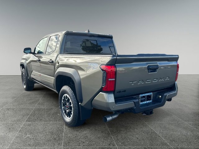 Vehicle image 6 of 37