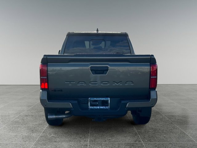 Vehicle image 7 of 37