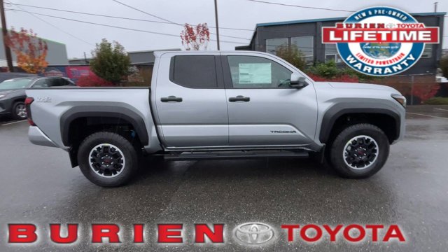 Vehicle image 9 of 34