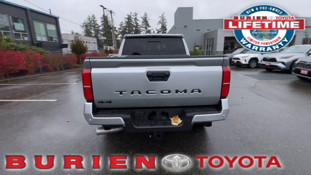 Vehicle image 7 of 34