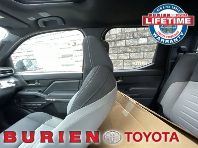 Vehicle image 12 of 34