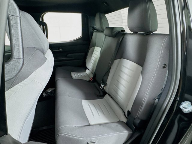 Vehicle image 12 of 17