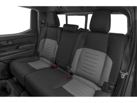 Vehicle image 15 of 18